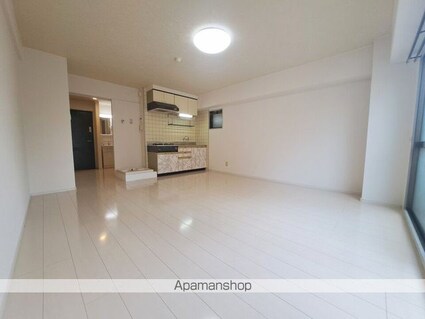 グランシェル三番町[1R/26.72m2]のリビング・居間