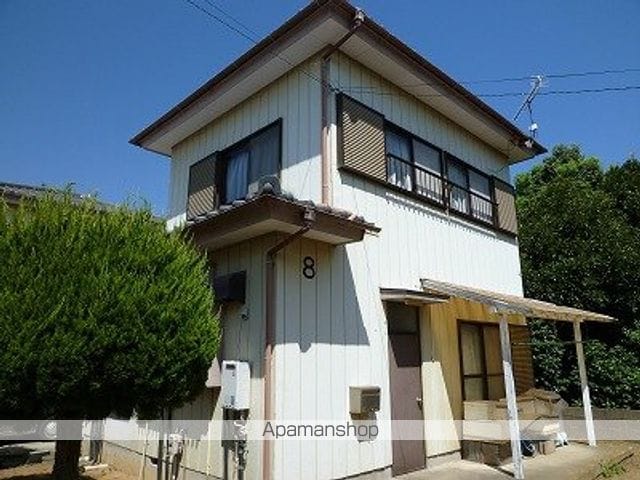 斉丸アパートの外観写真