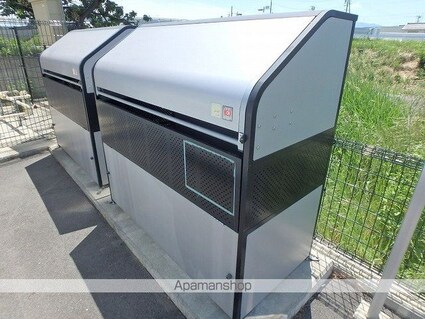 メゾンリバーサイドＢ[1LDK/41.9m2]の共用部1