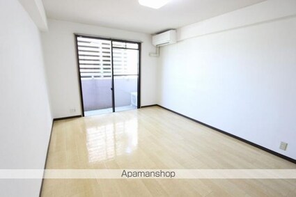 ウッドネスト春日１．２．３[1K/26.24m2]のリビング・居間