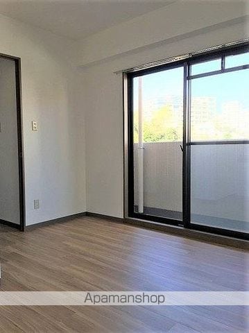 桜木町堂ノ下マンションの内装写真