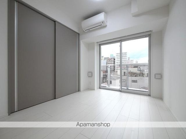 PREMIUM CUBE 池袋本町の内装写真