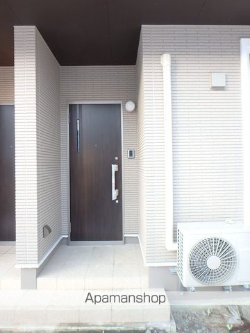 札幌市軌道線 西線１４条駅 徒歩7分 2階建 築7年の玄関写真