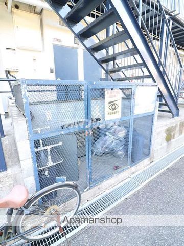 霞ケ関ハイツの玄関写真