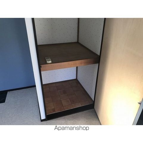 ユニバーサル島田の内装写真