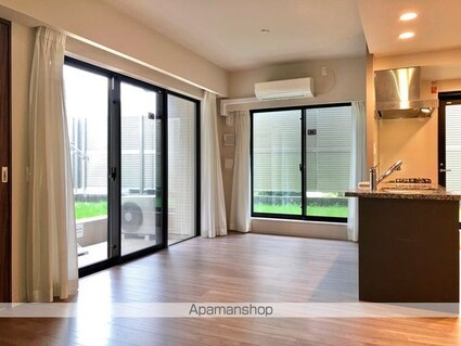 ルフォン横浜根岸[3LDK/72.04m2]の内装2