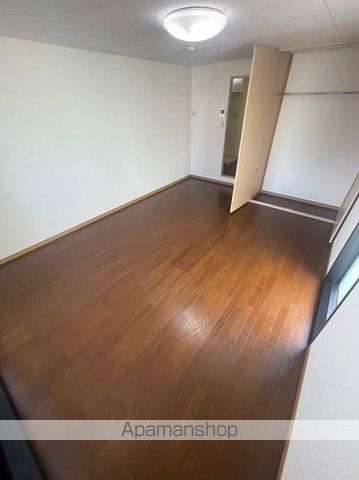 レオパレステルージュの内装写真