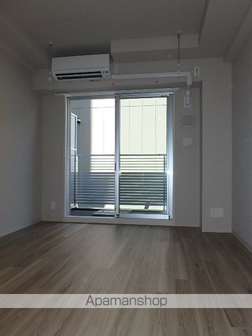 コンフォリア江坂広芝町の内装写真