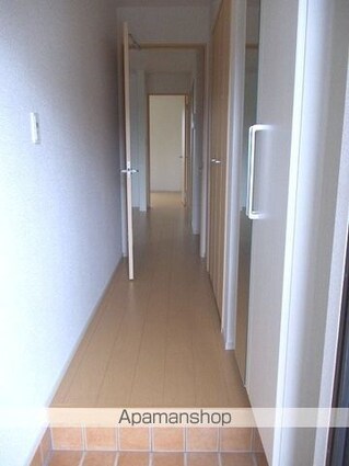 サニースイート[1LDK/46.83m2]の玄関