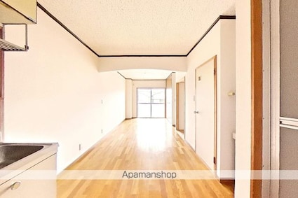 岩崎ハイツ[1R/26m2]のリビング・居間