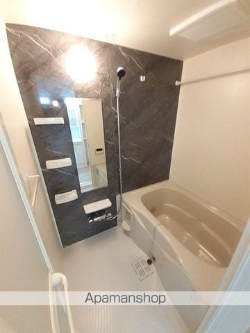 ロータスの内装写真