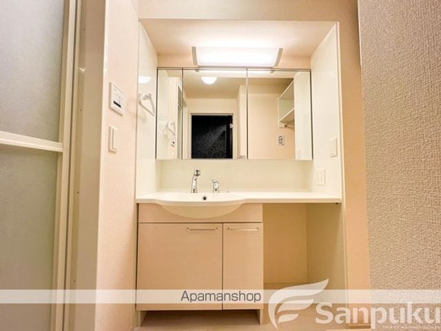 カンパーナ勝山の内装写真