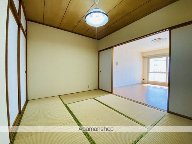 シャトーかなほりの内装写真
