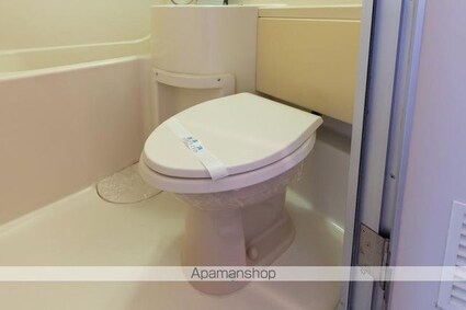 ハイツ亀岡[1R/19.84m2]のトイレ