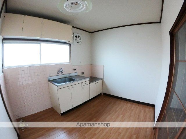 吉岡貸住宅の内装写真