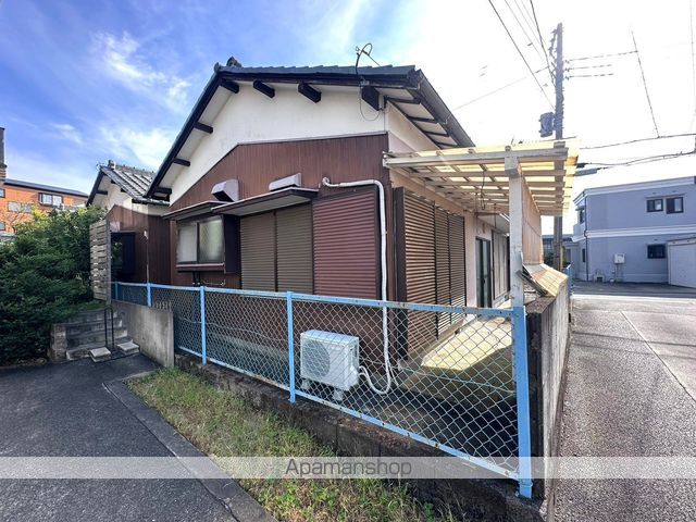 大岡貸家の外観写真