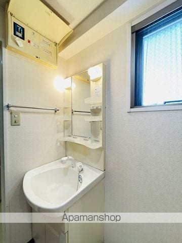 ENCHANTE 泉の内装写真