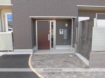 ｇｒａｃｉａ　ｎａｖｅ[2LDK/60.15m2]のエントランス