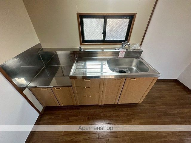 AT HOMEの内装写真