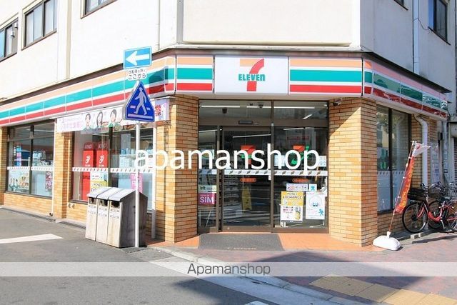 レシオスNAMBAヴォーグの周辺写真