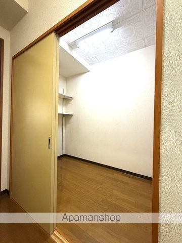 メイプルの内装写真