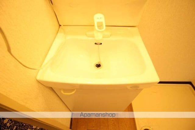 成広京町マンションの内装写真