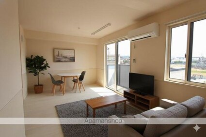 ウルスカンパーニュ[2LDK/59.57m2]のリビング・居間