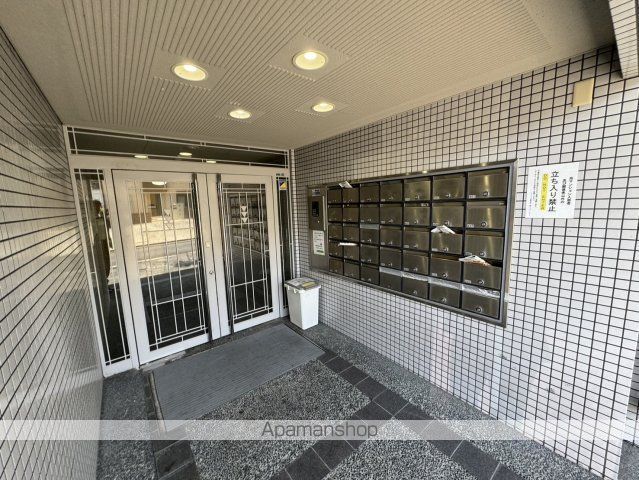 シティパレスJR奈良Pー7の玄関写真