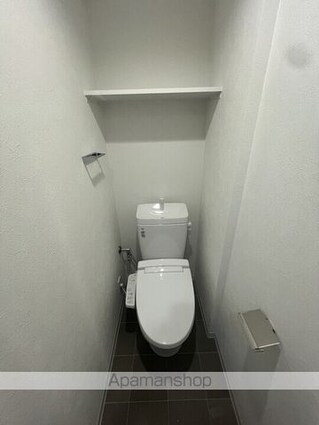 滋賀県大津市京町１丁目[1K/22.8m2]のトイレ