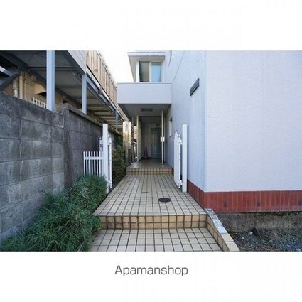 江古田ハイツ[1R/20.46m2]のエントランス