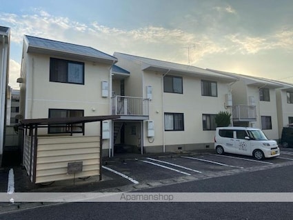 屋島ハイツＡ[2DK/46.4m2]の外観1