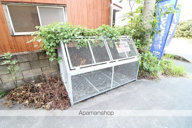 コスモマンションの玄関写真