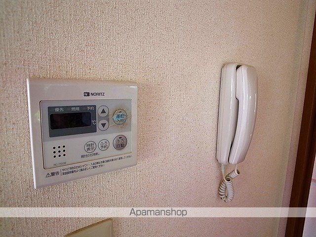 ファミーユ低見台の内装写真