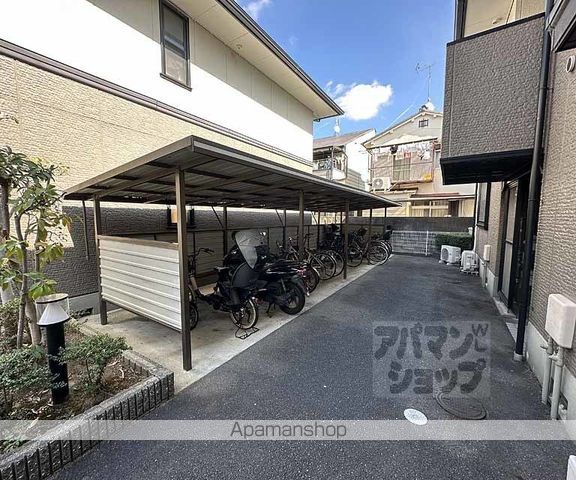 ハイカムール上桂の外観写真