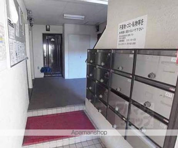 山陰本線 二条駅 徒歩10分 3階建 築44年の外観写真