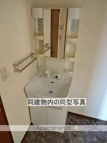 キャスティールIIIの内装写真