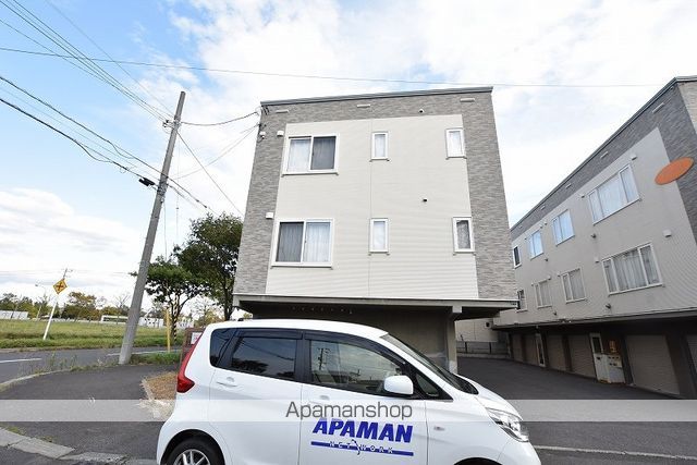 ラフォリア屯田の外観写真