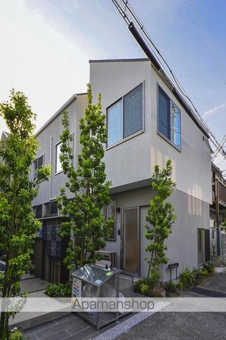 ソシガヤテラスNの玄関写真