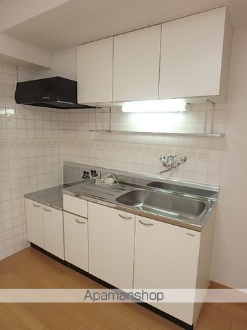 三進栄通マンションの内装写真