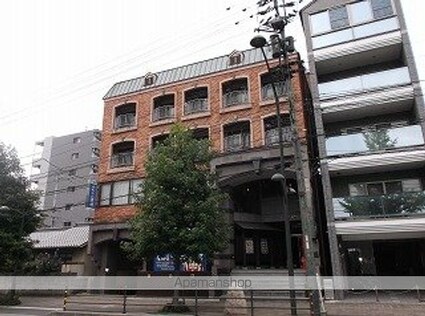 千鶴興産ビル[1K/28m2]の外観3