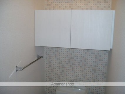 カレンメゾン[2LDK/57.39m2]のトイレ