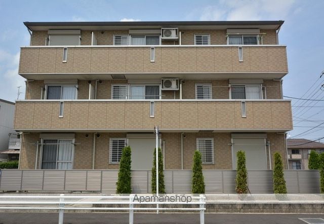 メゾン エスターブレの外観写真