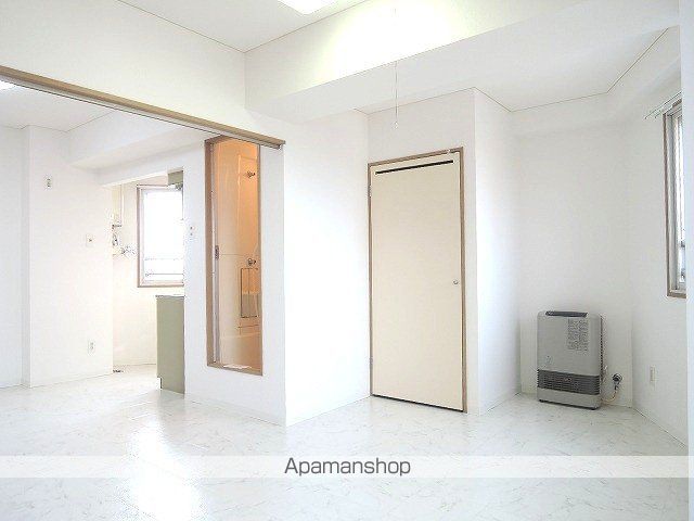 フロンティア157の内装写真