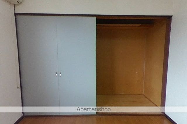 タウンハウスの内装写真