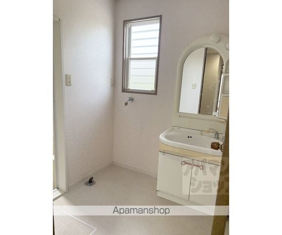 近鉄京都線 伊勢田駅 徒歩5分 2階建 築35年の内装写真