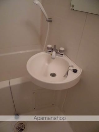 ベルテンポ[1R/18.58m2]の洗面所