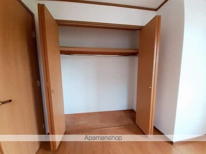 カールド・ファミリア[2LDK/60.03m2]の収納