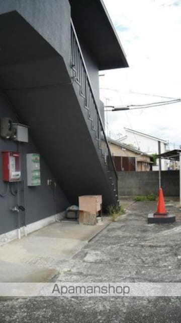 和歌山県和歌山市粟[2DK/39m2]のエントランス