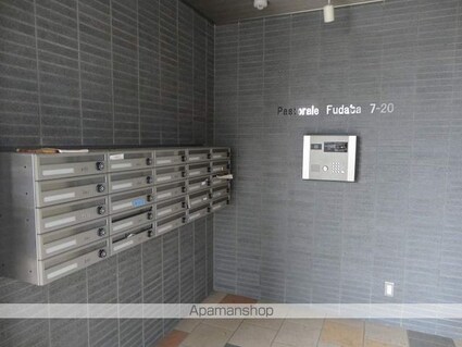 パストラーレ札場[2LDK/69m2]のエントランス