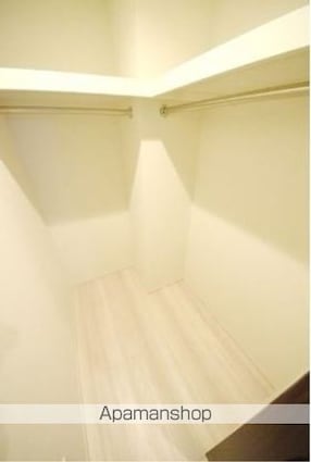 東京都世田谷区松原２丁目[1LDK/35.6m2]の収納